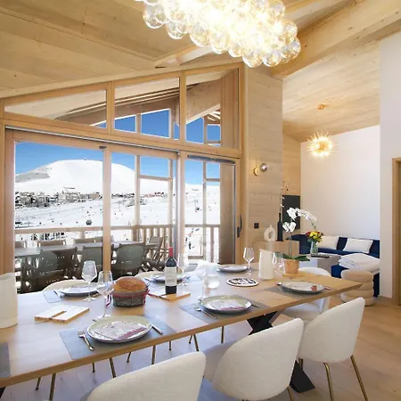 Rezort Phoenix C By Leavetown Vacations *