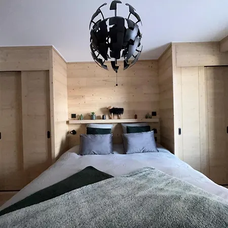 Phoenix C By Leavetown Vacations *