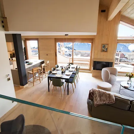 Phoenix C By Leavetown Vacations *