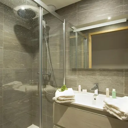 Phoenix C By Leavetown Vacations Alpe d'Huez
